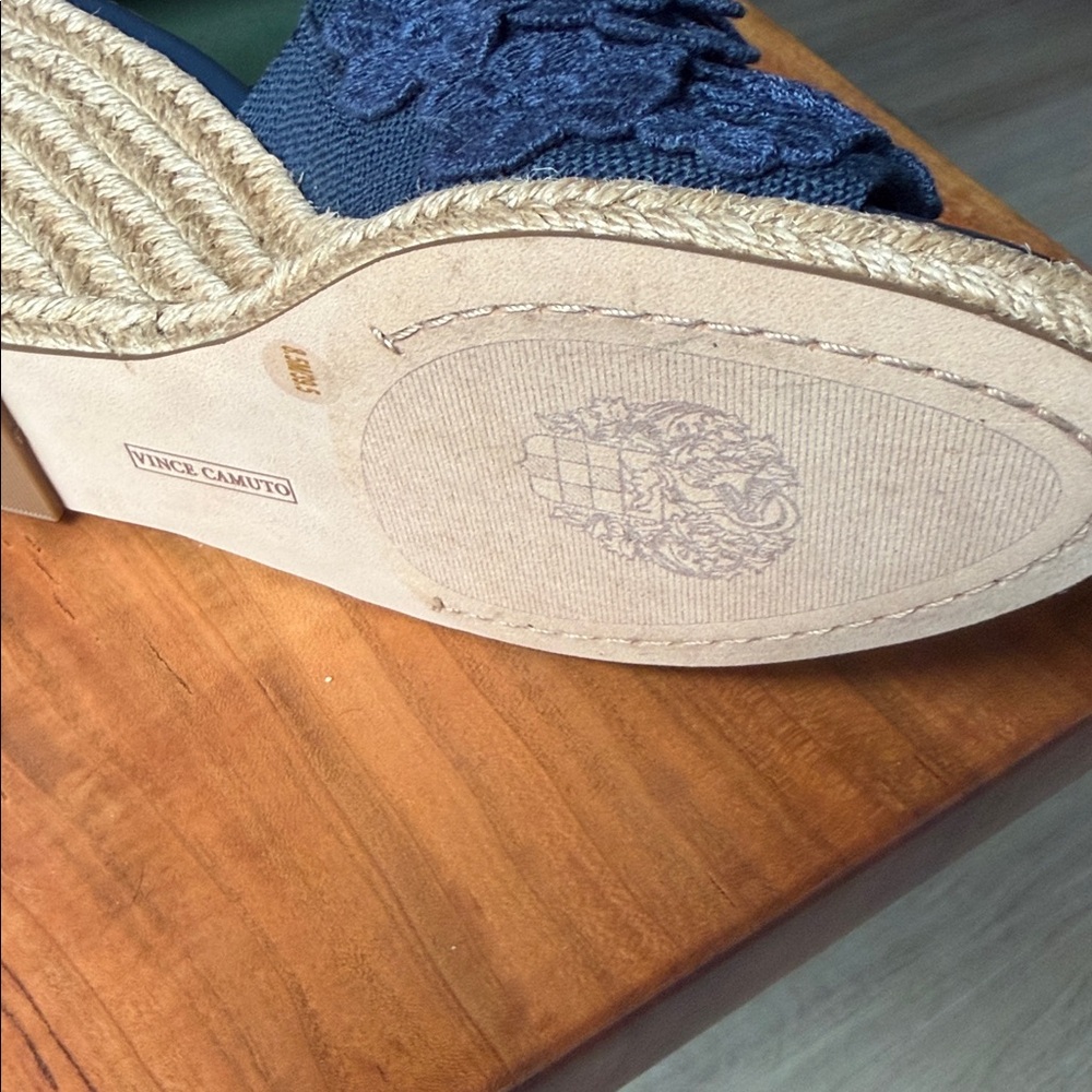 Vince Camuto Navy Floral wedges - Picture 3 of 5